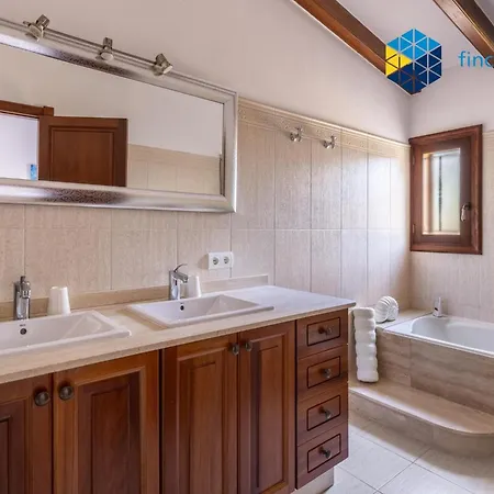Holiday home Rural S'art 9